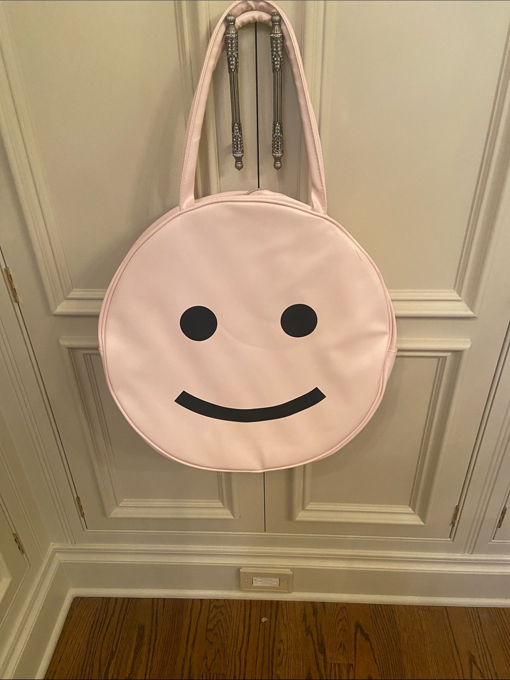 Round Pink Smile Face Tote Bag